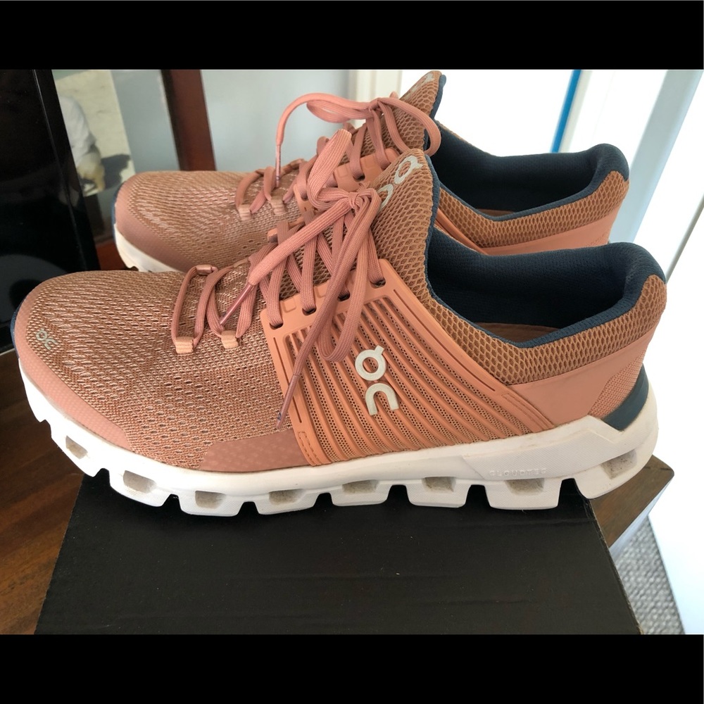 On Cloudswift Women’s running sneakers